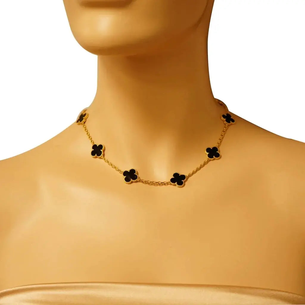 5 Leaf Clover Necklace – A Symbol of Unique Luck & Style Zevare.pk
