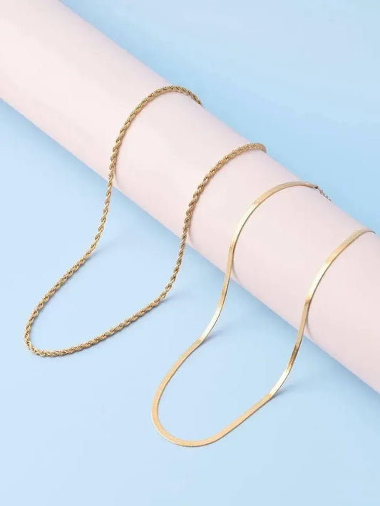 Milas Twisted & Snake Chain Necklace Combo – Two Styles, One Premium Look Zevare.pk- Milas Twisted & Snake Chain Necklace Combo- Zevare.pk- Milas Twisted & Snake Chain Necklace Combo- Zevare.pk