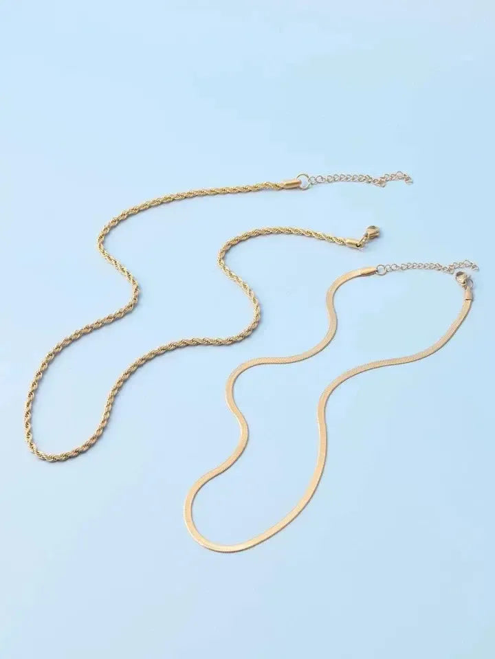 Milas Twisted & Snake Chain Necklace Combo – Two Styles, One Premium Look Zevare.pk- Milas Twisted & Snake Chain Necklace Combo- Zevare.pk- Milas Twisted & Snake Chain Necklace Combo- Zevare.pk
