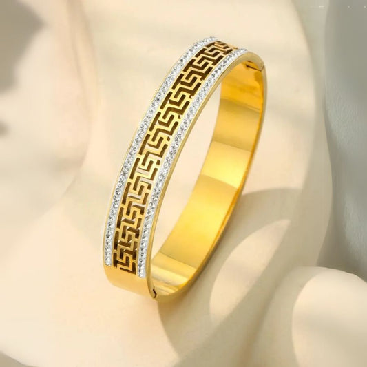 Adeline Bangle – Zavare.pk