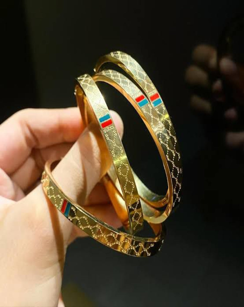 New Bangles Design- Gucci Handcuff | New Arrival- Zevare.pk