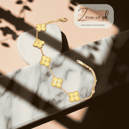 Golden Clover Bracelet – Timeless Elegance Meets Everyday Charm Zevare.pk