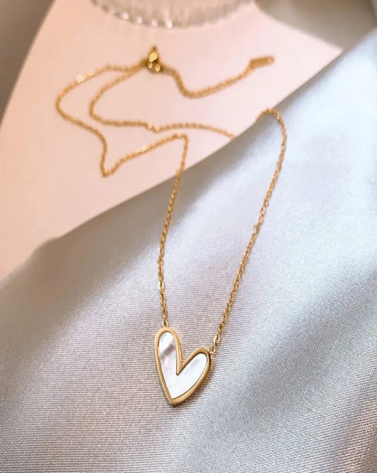 White Heart Necklace- White Heart Necklace- Zevare.pk