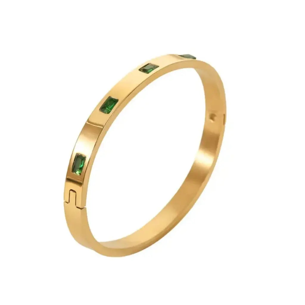 Green Stone Bangle – A Pop of Elegant Charm Zevare.pk- Green Stone Bangle – A Pop of Elegant Charm- Zevare.pk