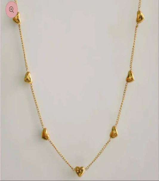 7 Heart Necklace: Best Artificial Necklace- 7 Heart Necklace- Zevare.pk