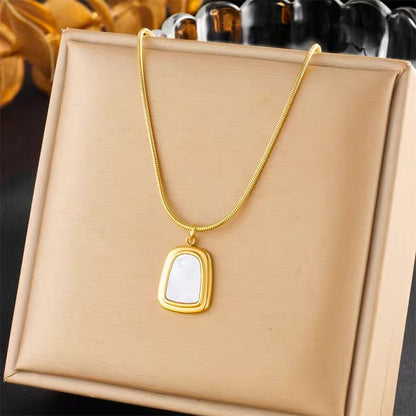 Egyptian Styled Pendant – Timeless Symbol, Bold Statement Zevare.pk- Egyptian Styled Pendant | New Article- Zevare.pk