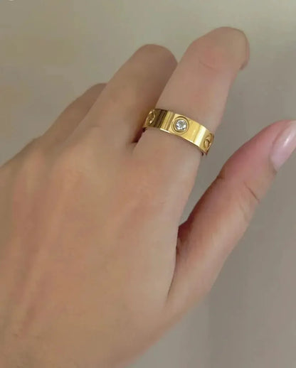 Stainless Steel Cartier Ring – Timeless Elegance, Everyday Shine Zevare.pk- Stainless Steel Cartier- Ring Design- Zevare.pk- Stainless Steel Cartier- Ring Design- Zevare.pk