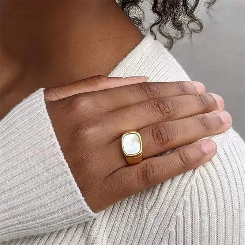 Black & White Charm Ring – Simple, Stylish & Always in Trend Zevare.pk- Black & White Charm Ring- Zevare.pk- Black & White Charm Ring- Zevare.pk