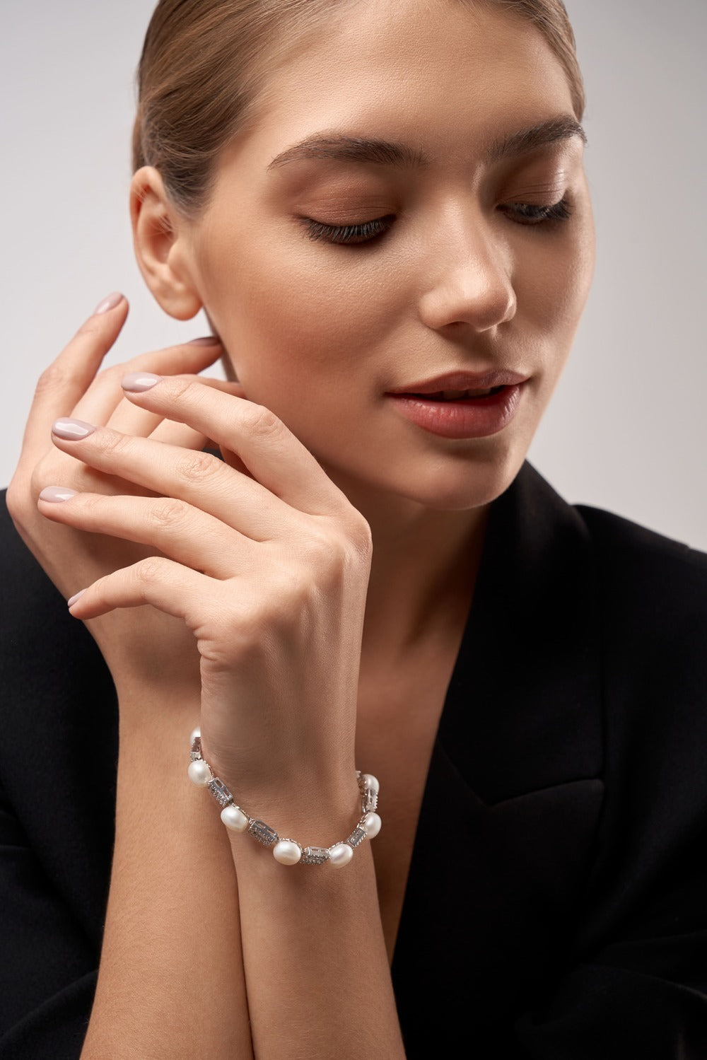 Zevare.pk/collection/bracelet
