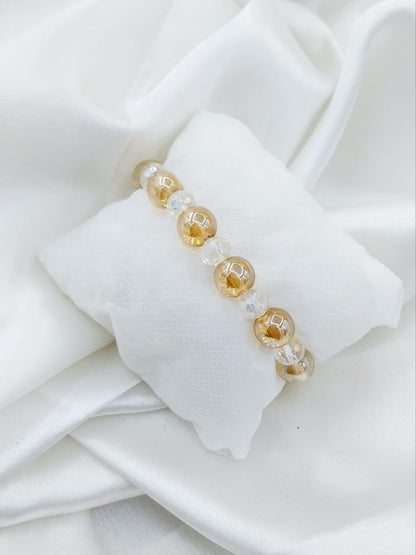 - Pearl Bracelet in Five Colors | New Arrival- Zevare.pk